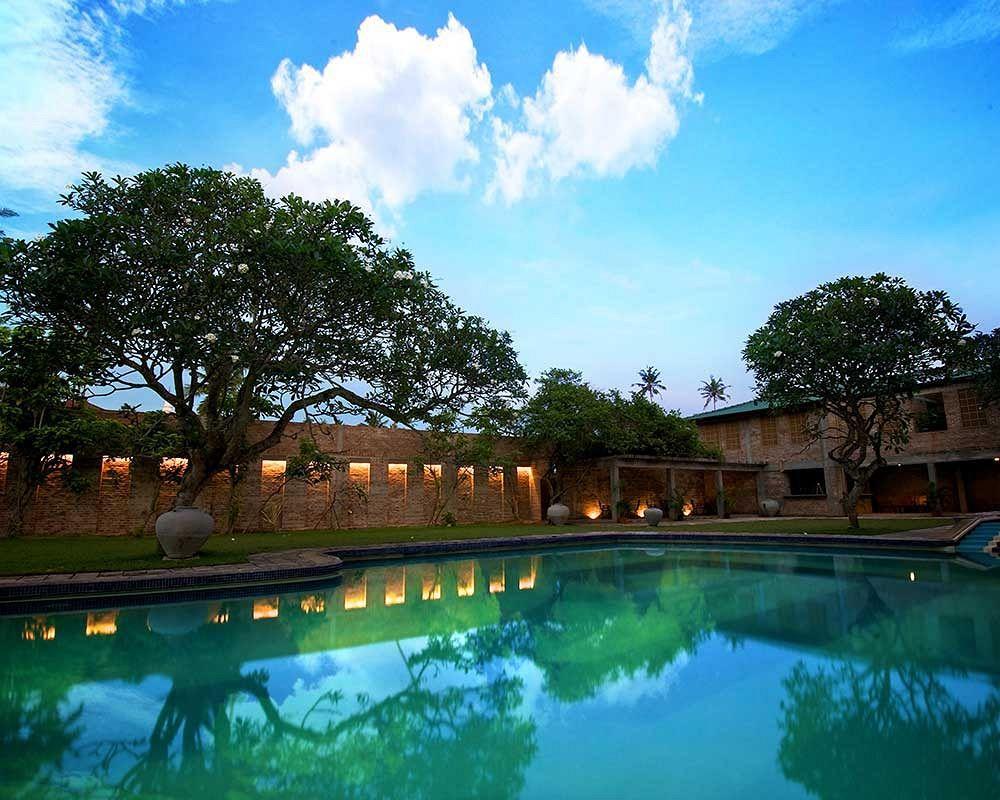 The Long Beach Resort & Spa Koggala Exterior photo