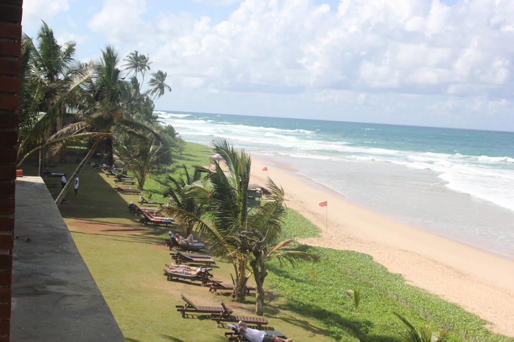 The Long Beach Resort & Spa Koggala Exterior photo