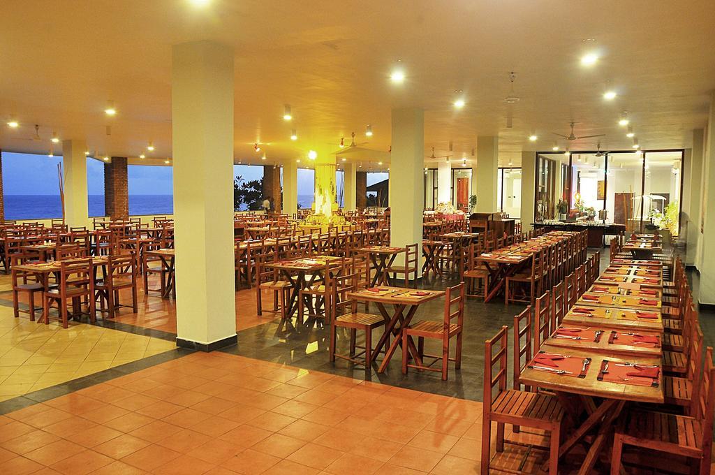 The Long Beach Resort & Spa Koggala Exterior photo