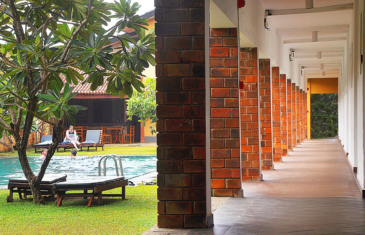 The Long Beach Resort & Spa Koggala Exterior photo