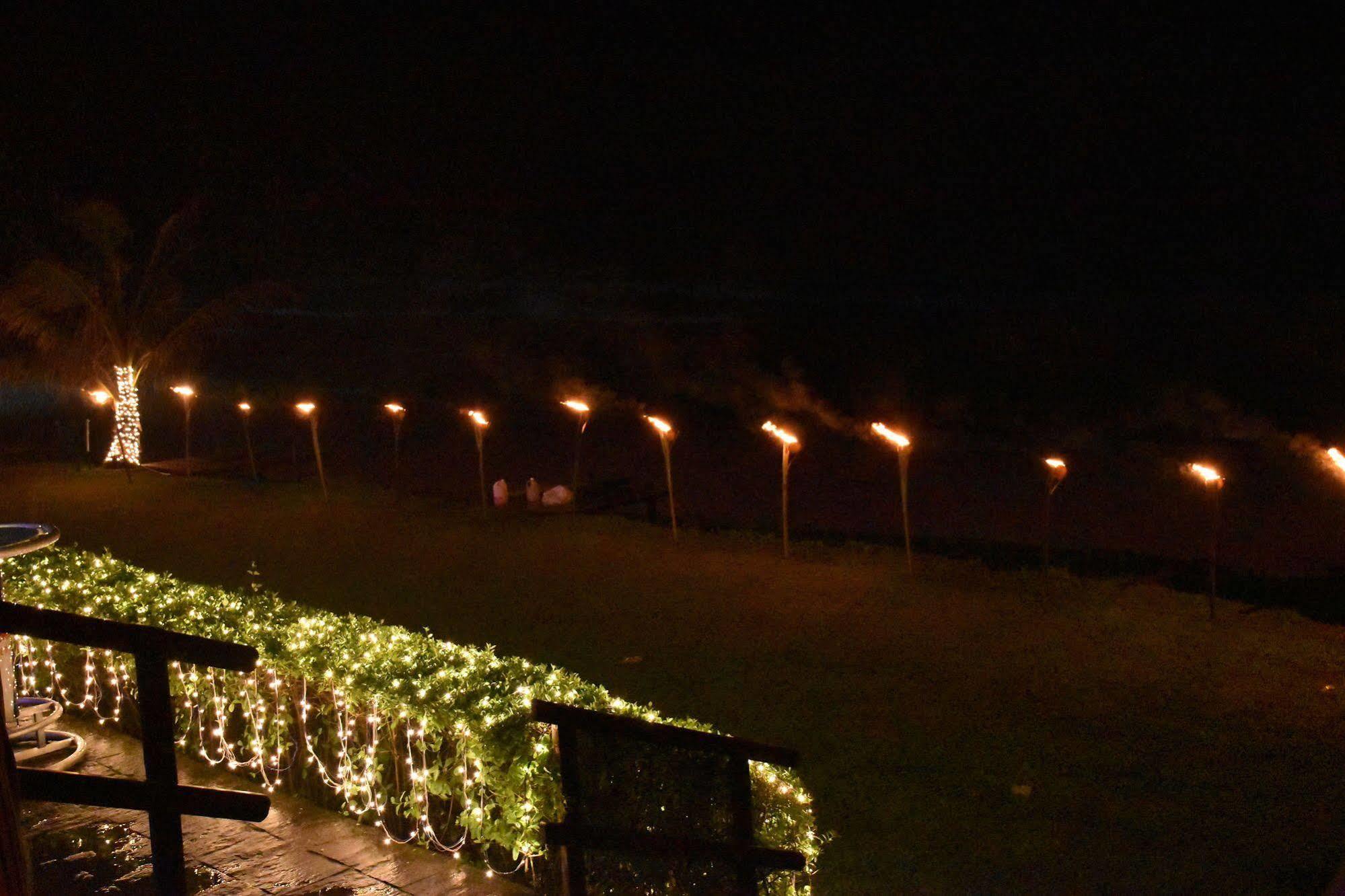 The Long Beach Resort & Spa Koggala Exterior photo
